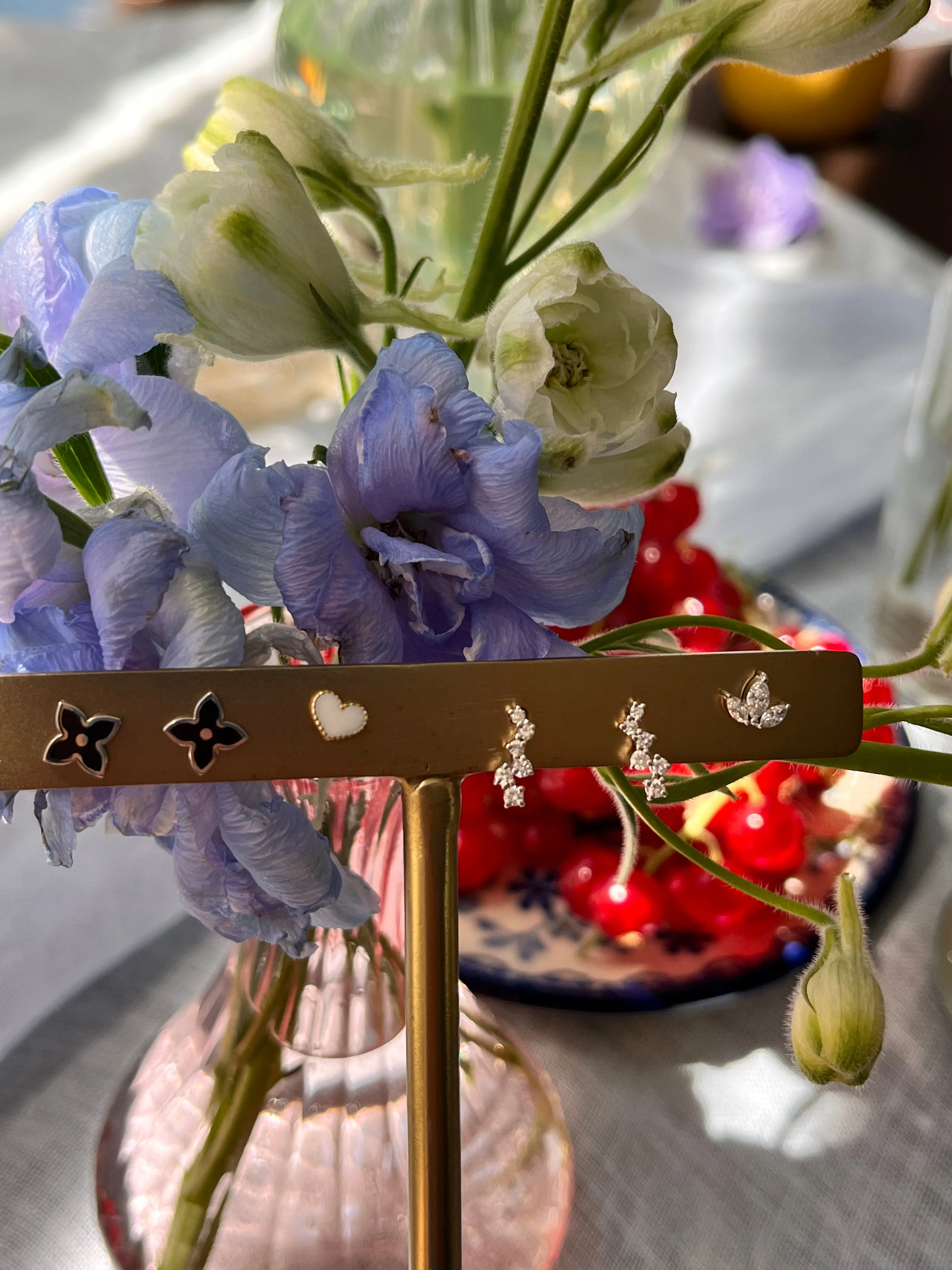 14K Solid Gold Le Petit Fleur Studs