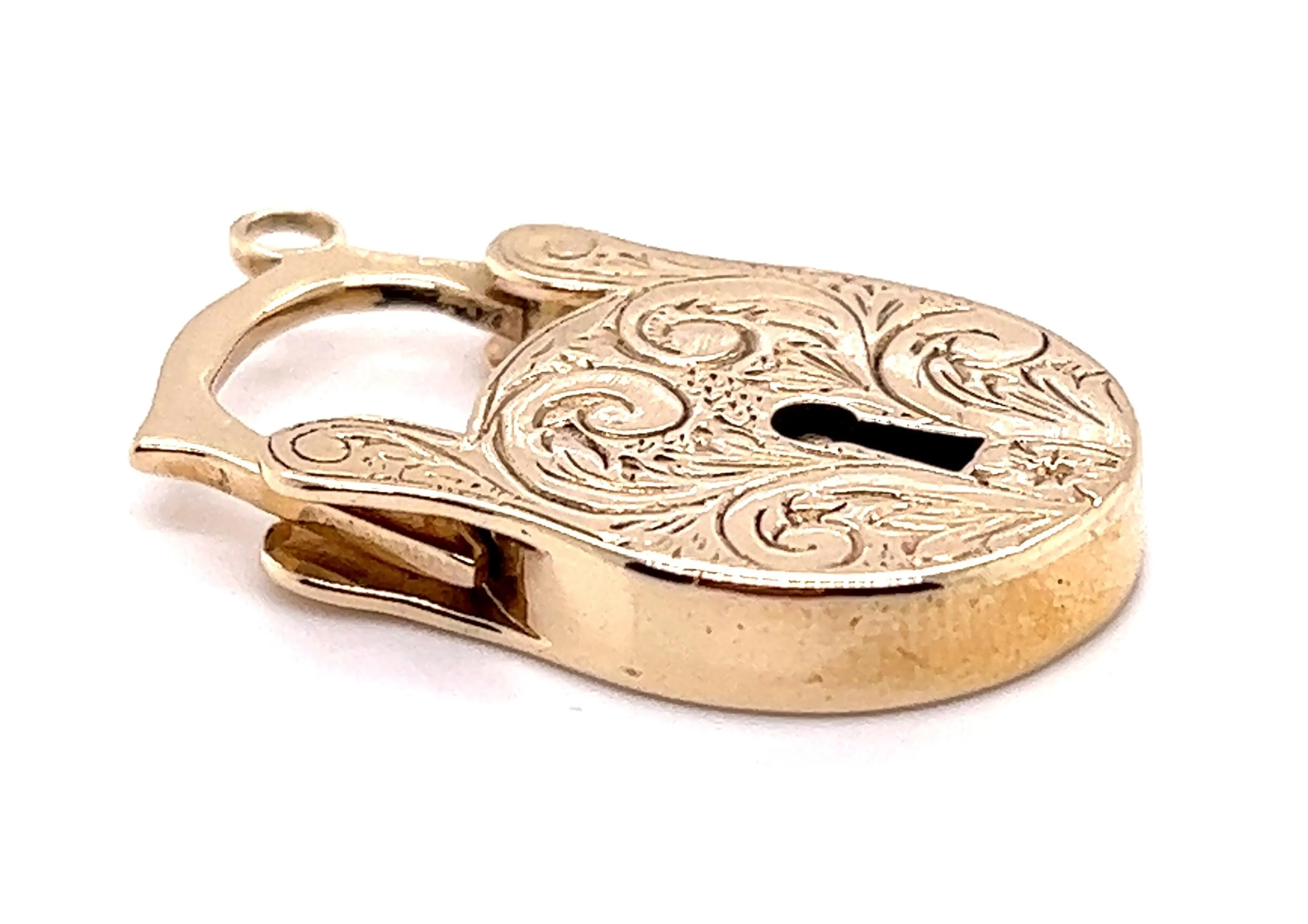 9ct Yellow Gold Engraved Heart Locket Pendant