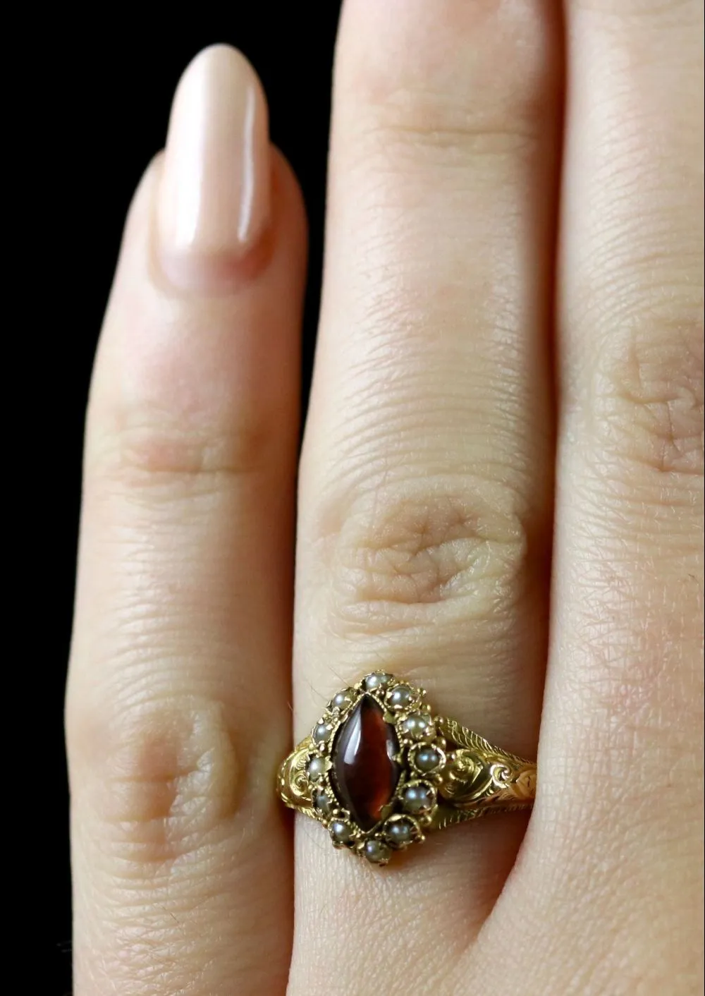 Antique Georgian Garnet Pearl Ring 18Ct Gold Circa 1820