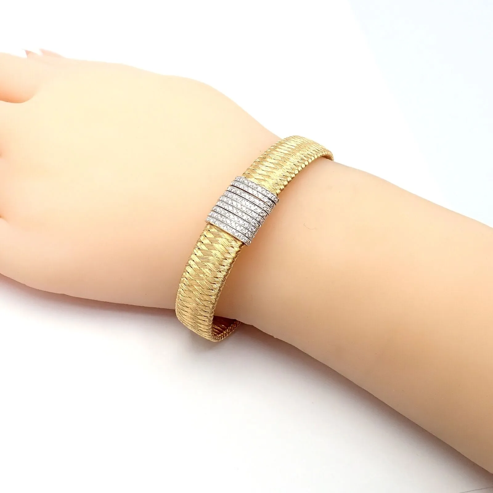 Authentic! Roberto Coin 18k Yellow Gold 9 Row Diamond Silk Weave Bracelet