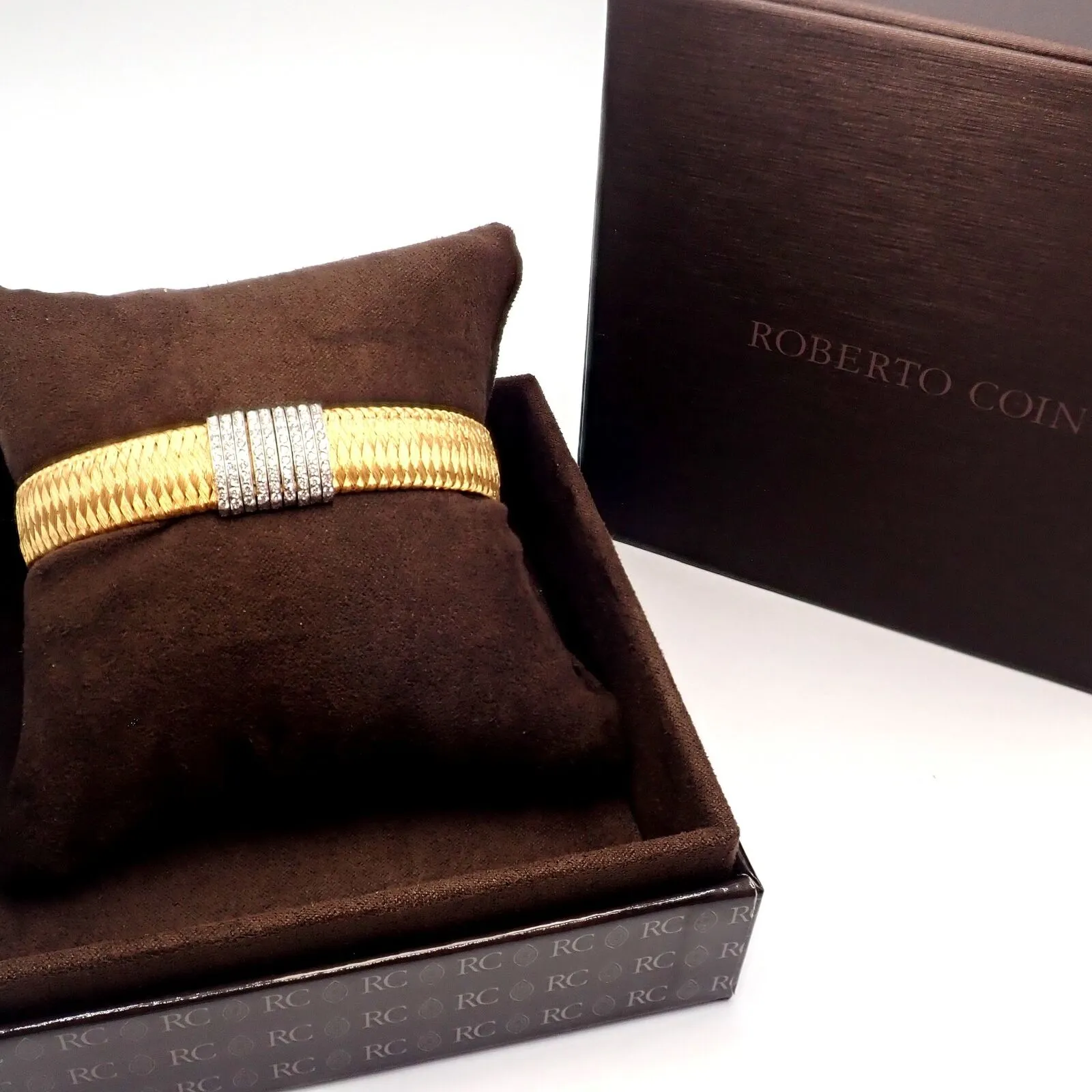 Authentic! Roberto Coin 18k Yellow Gold 9 Row Diamond Silk Weave Bracelet