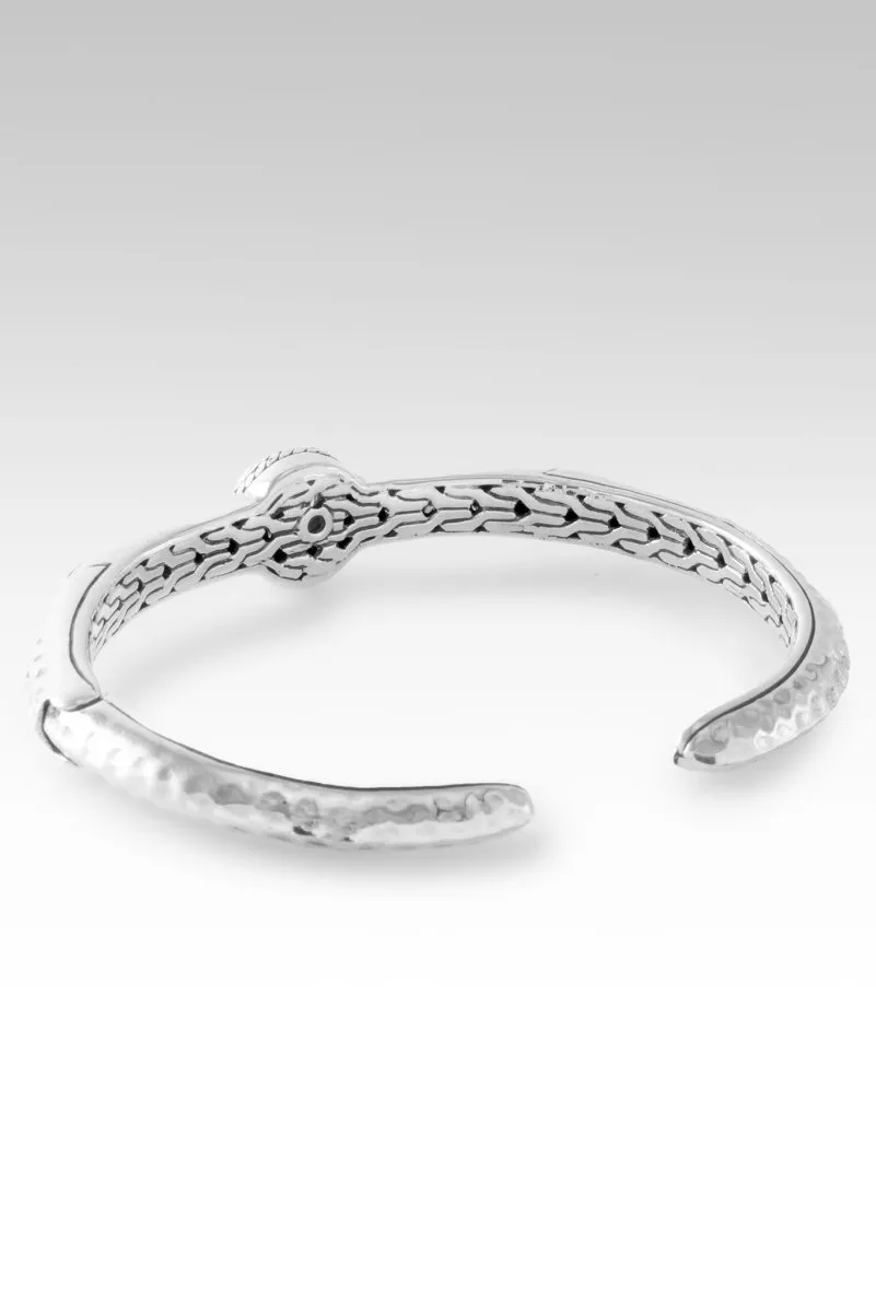 Chains Broken Cuff™ in Moissanite