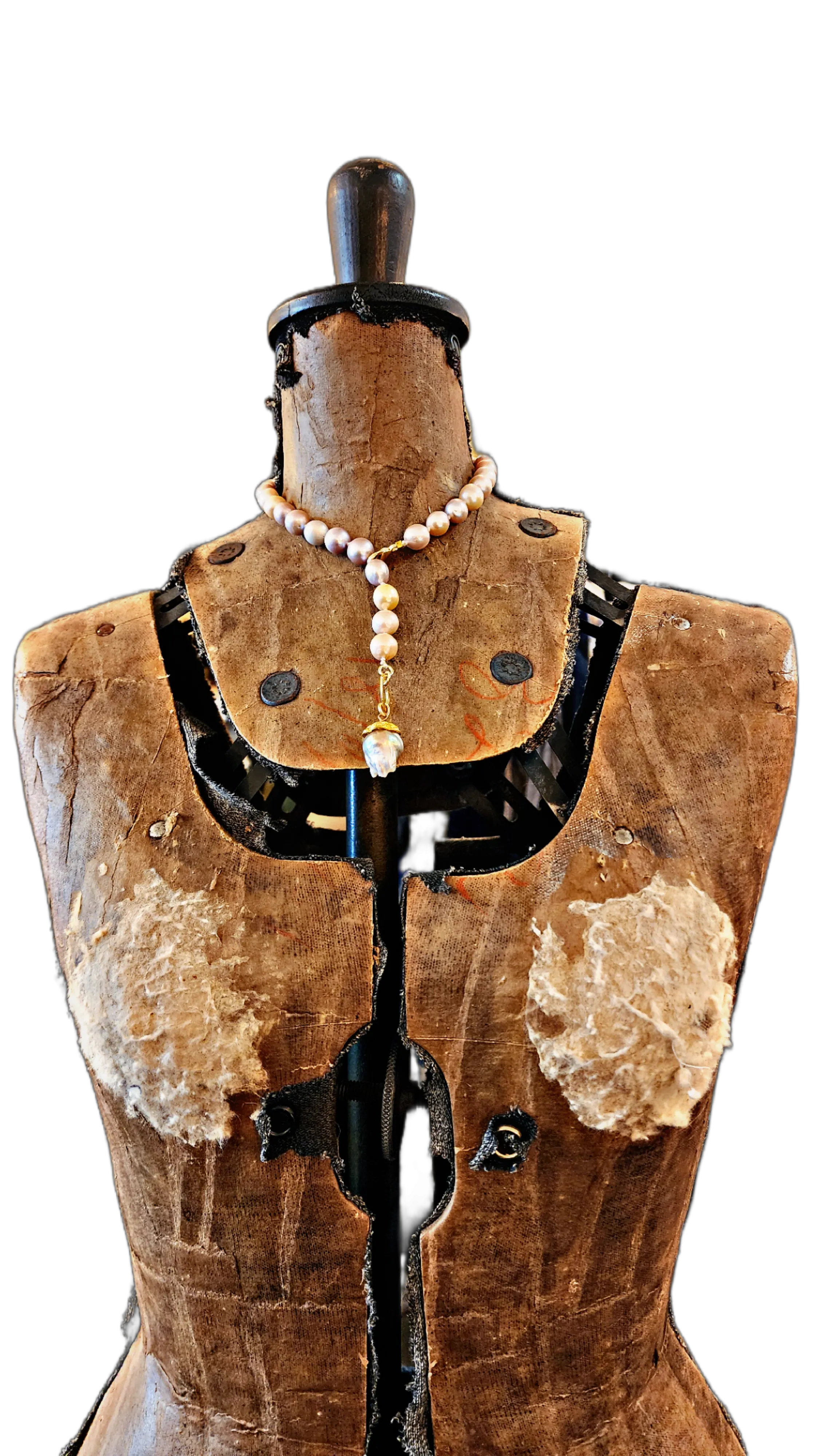 Classic pearl necklace