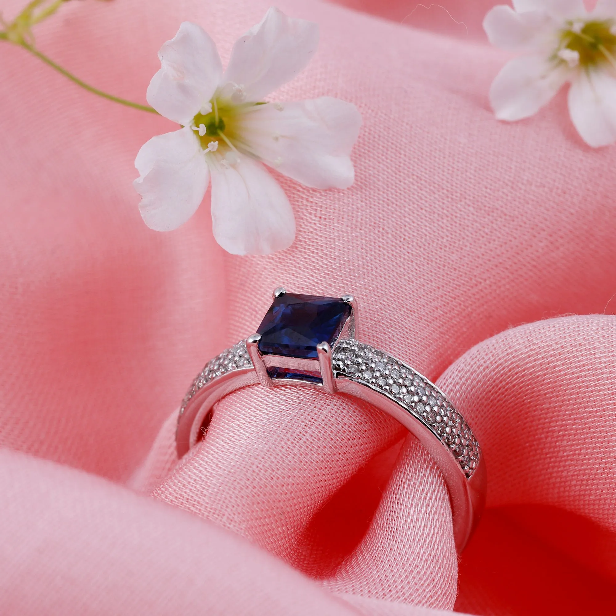 Created Blue Sapphire Solitaire Engagement Ring with Diamond