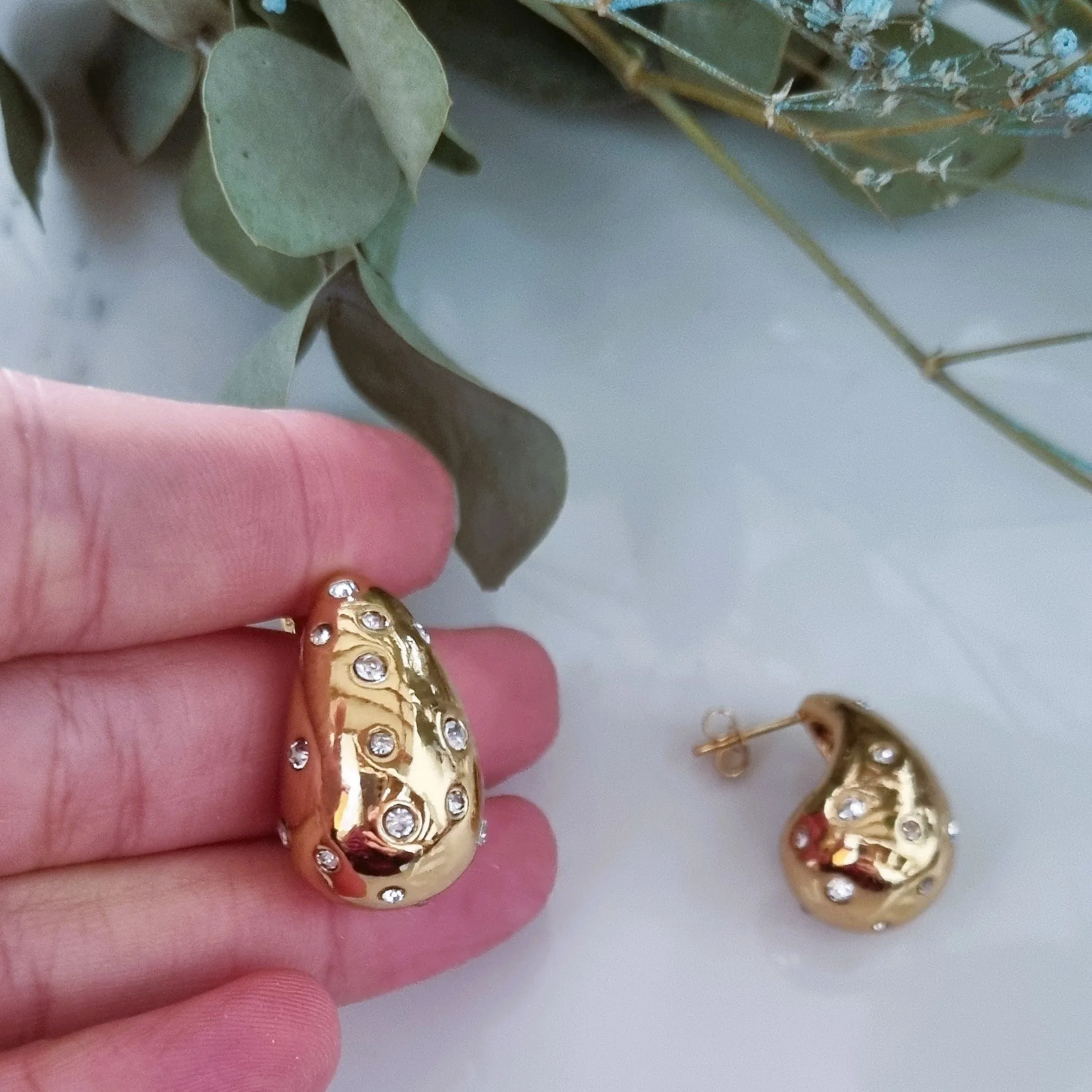 Drops with zirconia