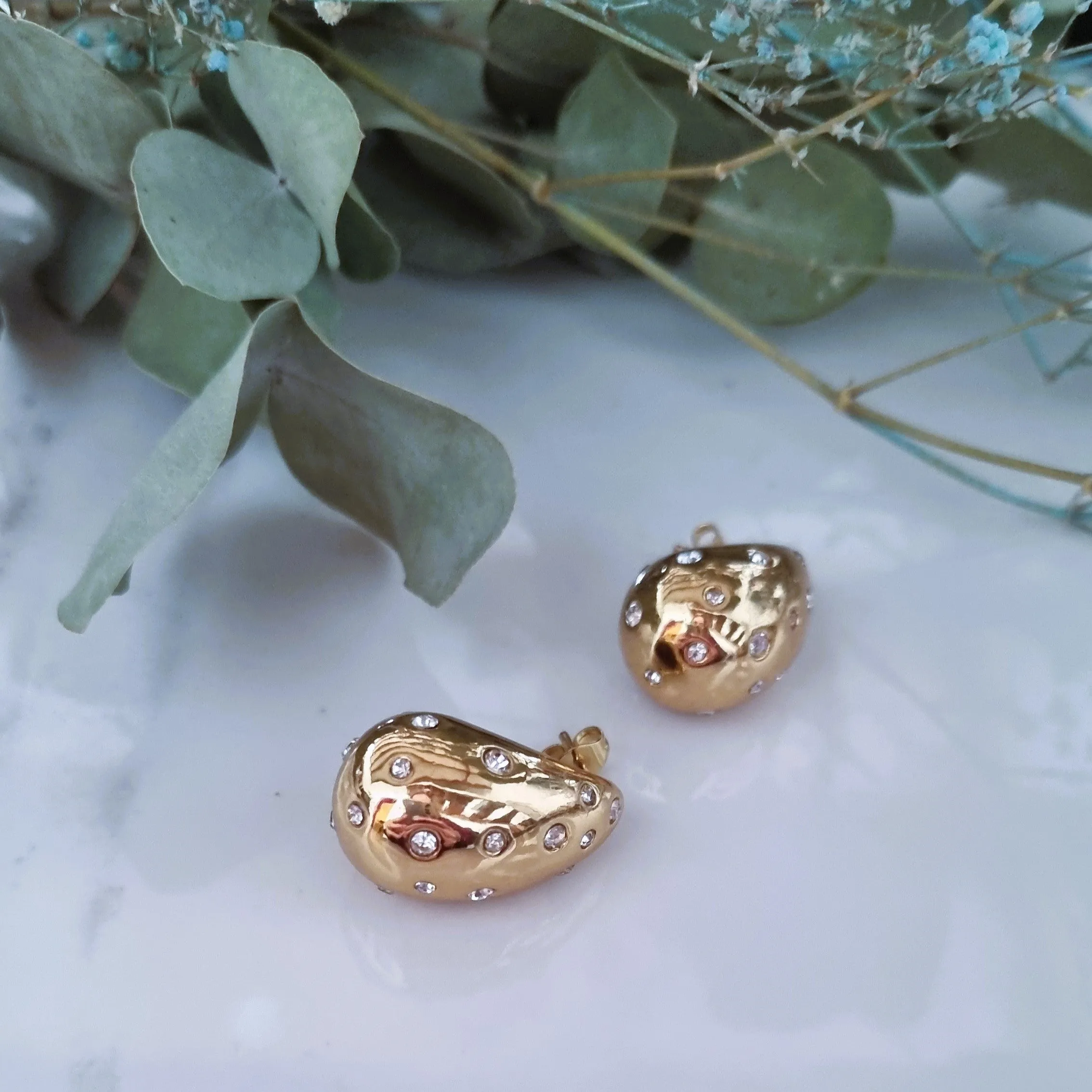 Drops with zirconia
