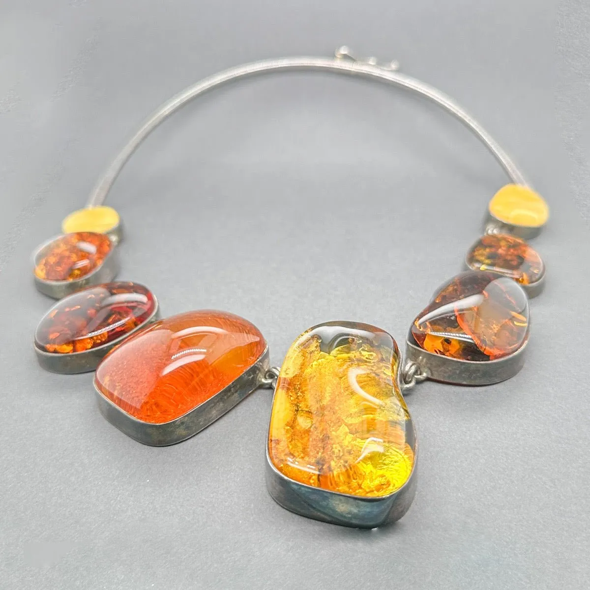 Estate SS Graduating Amber Necklace