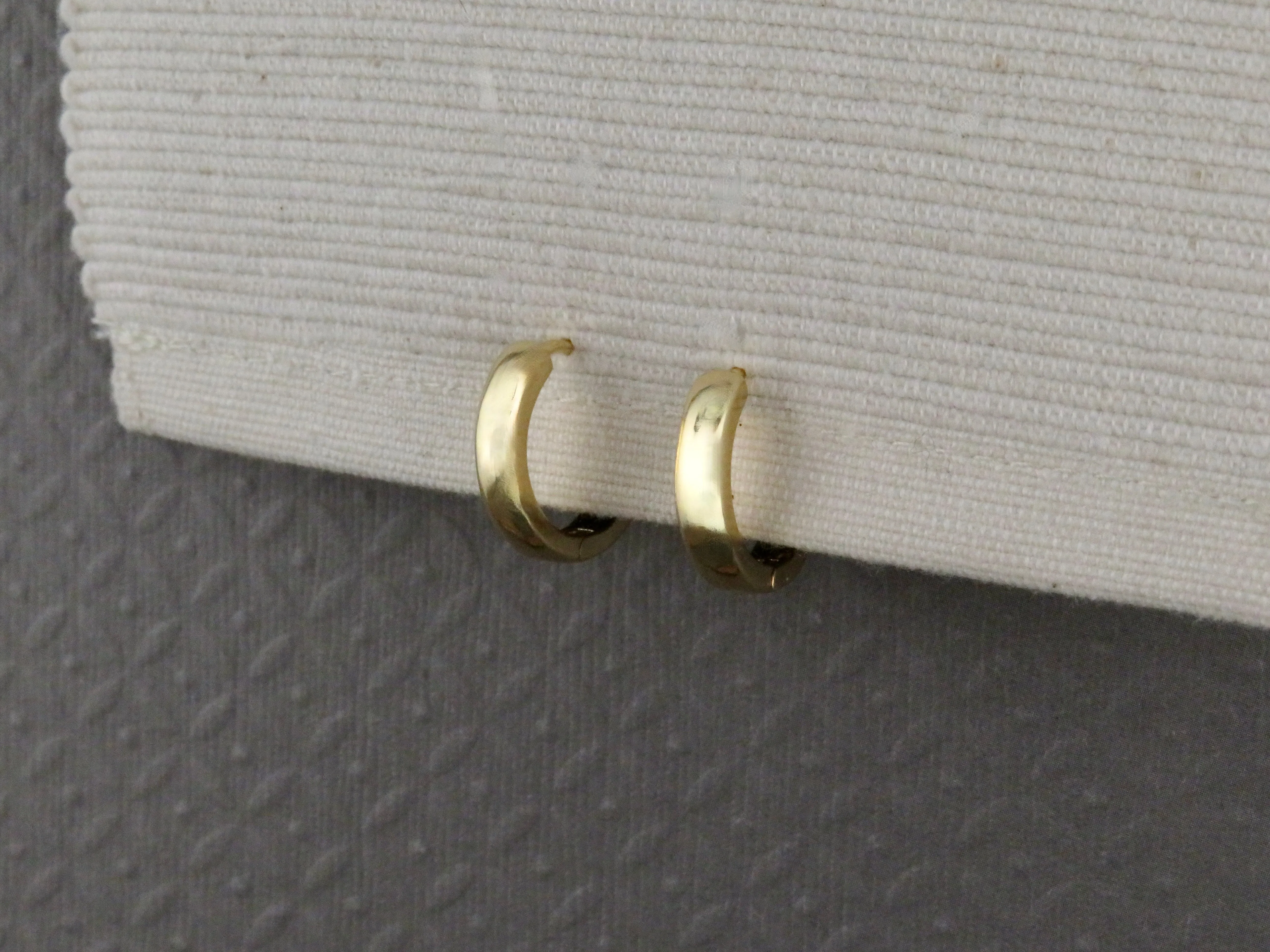 Gold Filled Clicker Hoops - Medium