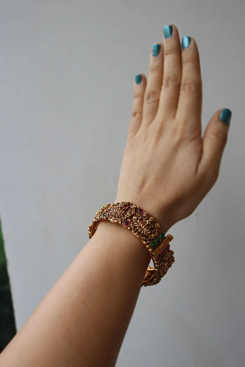 Lakshmi Ruby Green Kadas