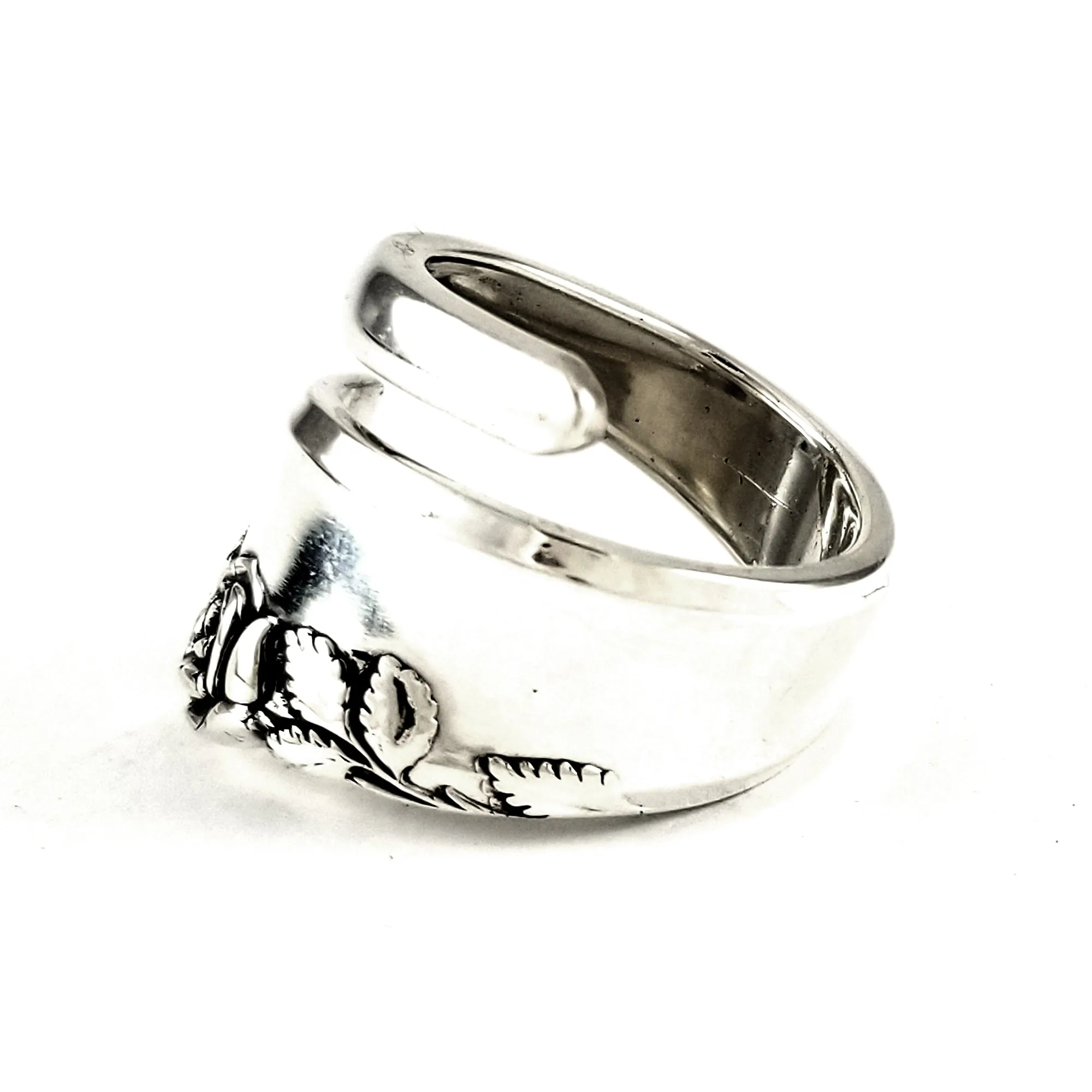 Lunt Garnet Rose Sterling Silver Wrap Around Spoon Ring