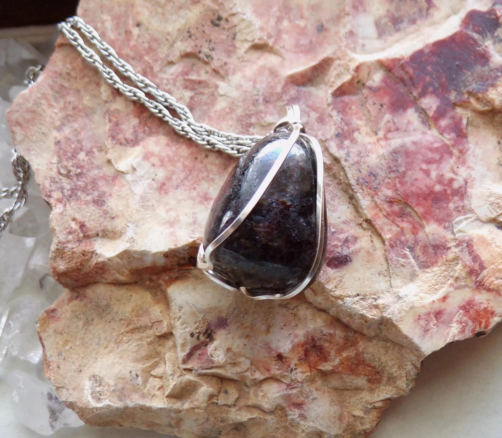 Natural Arfvedsonite Stone Wire Wrapped Crystal Pendant Necklace