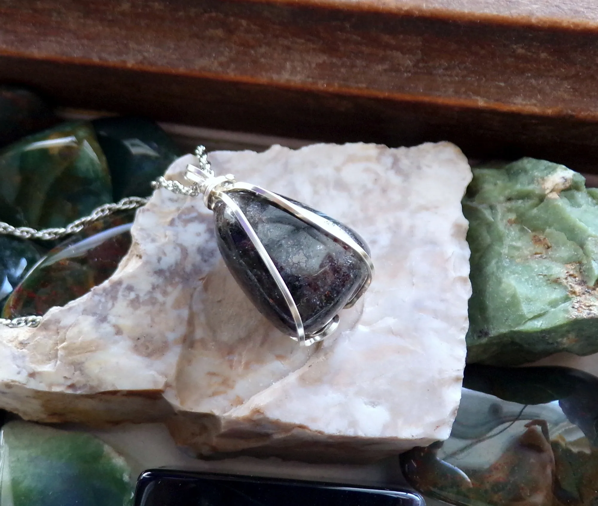 Natural Arfvedsonite Stone Wire Wrapped Crystal Pendant Necklace