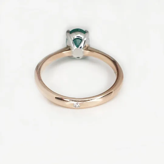 Solitaire Oval Emerald Ring
