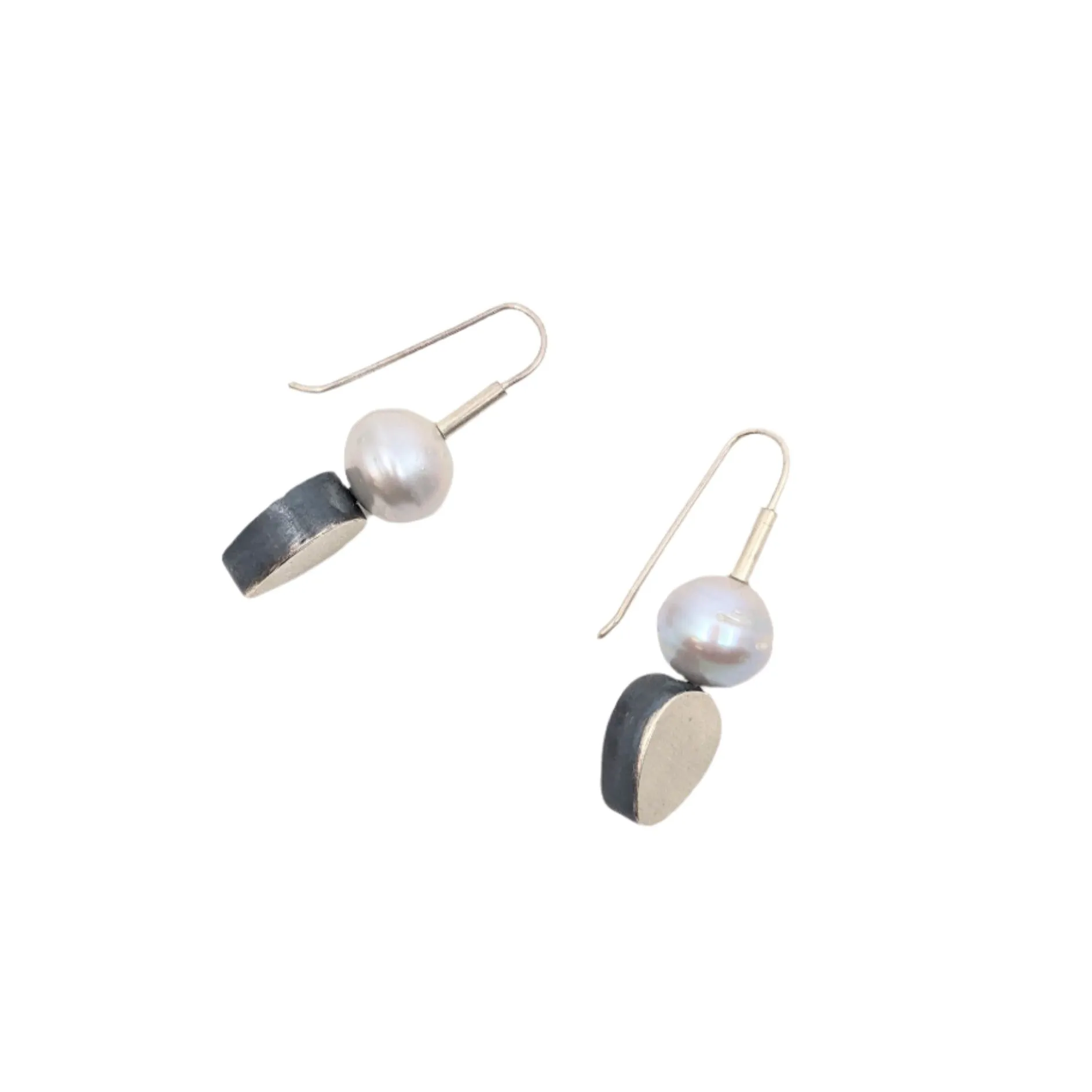 Tear drop pearl earrings - Ari Athans
