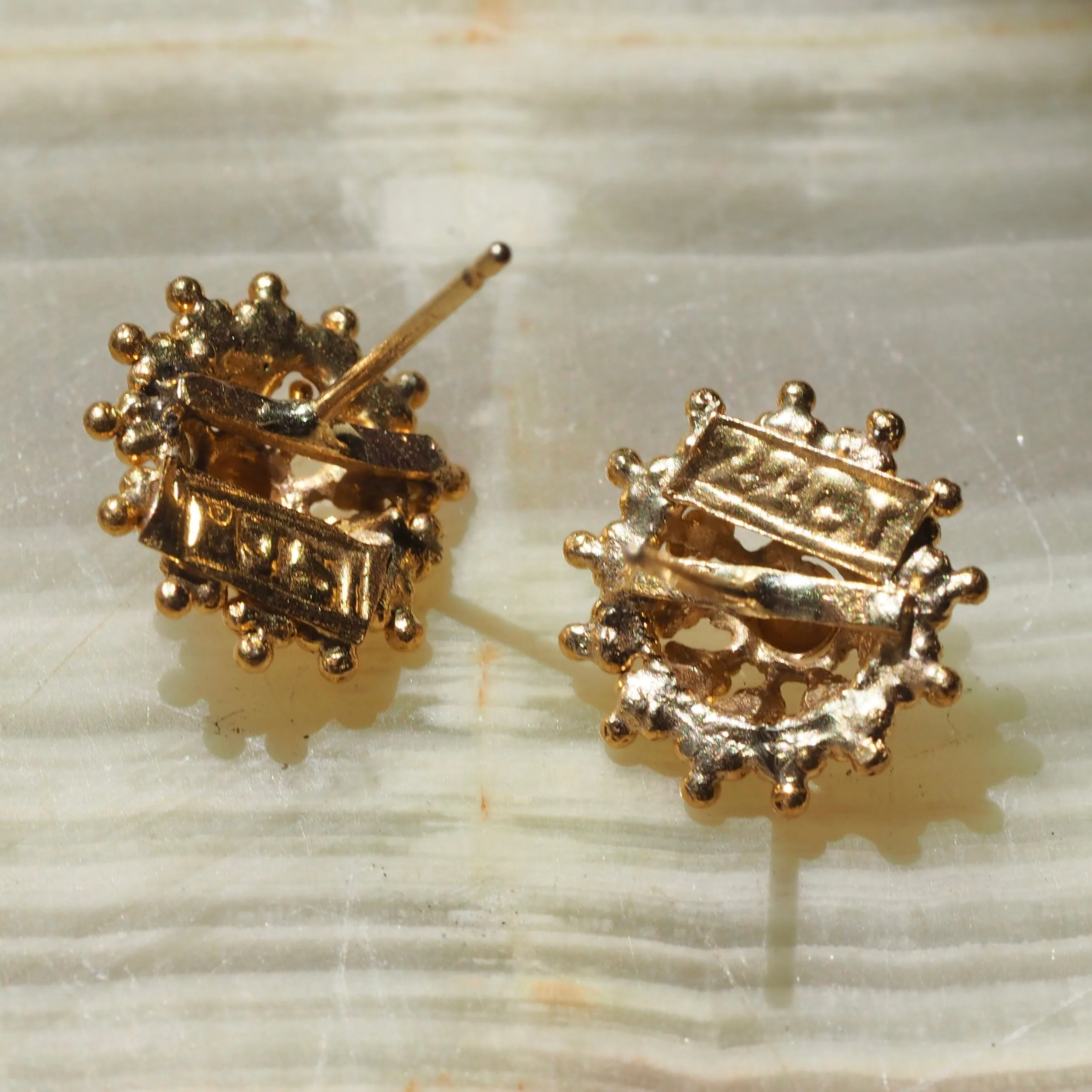 Vintage 22k Gold Indian Domed Stud Earrings
