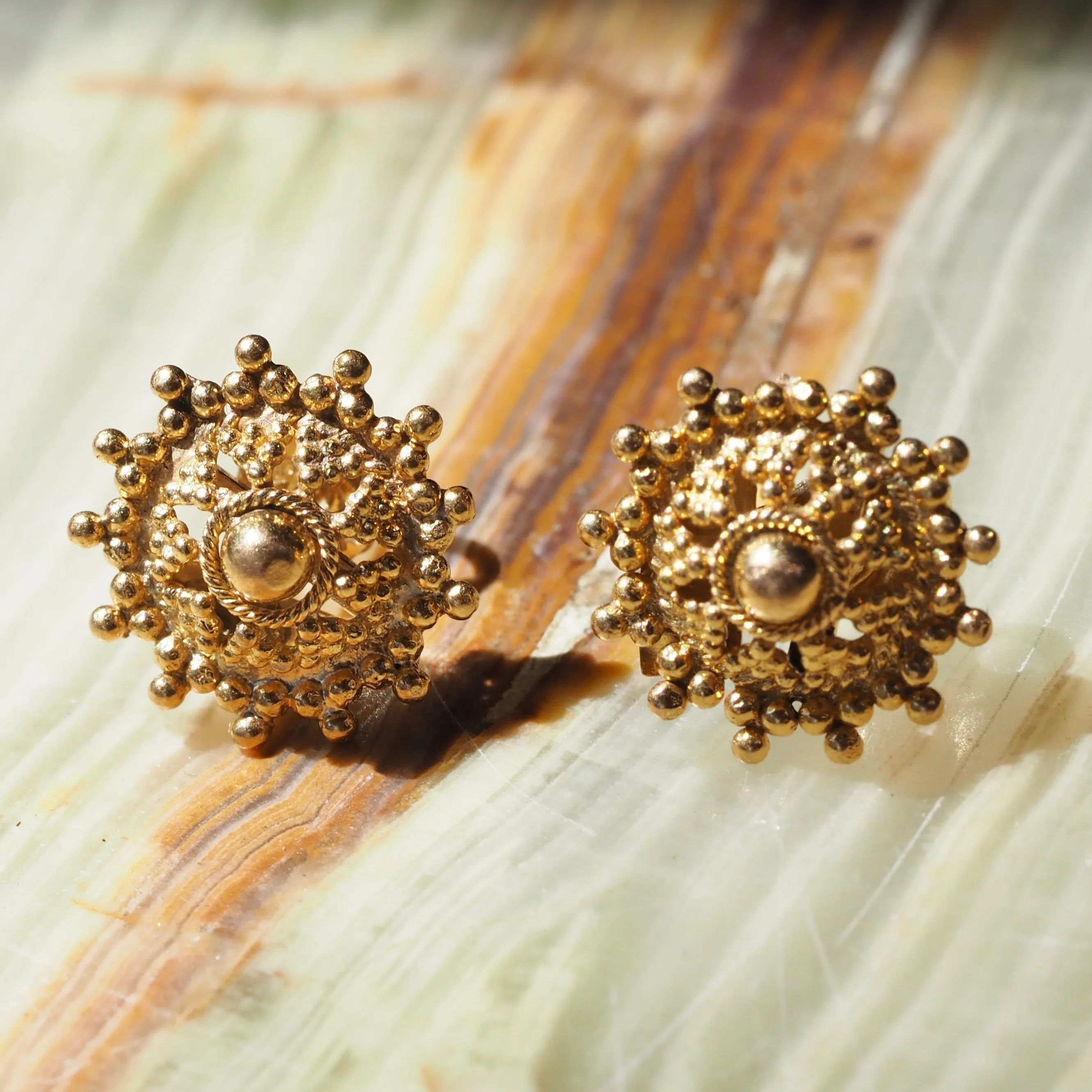 Vintage 22k Gold Indian Domed Stud Earrings